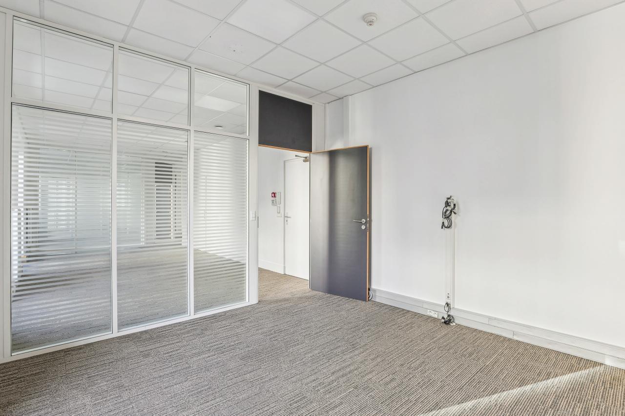 Bureau Paris 94m² Location bureau Paris OLBUR2201483 7
